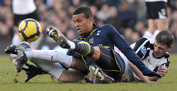 绩之间的关 绩之间的关